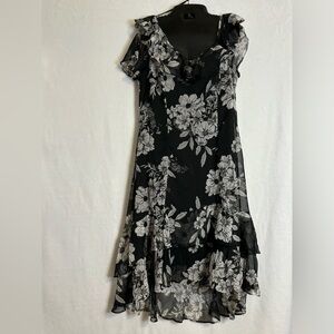 BRAND NEW WITH TAGS COLLEEN LOPEZ FLORAL DRESS SIZE 12